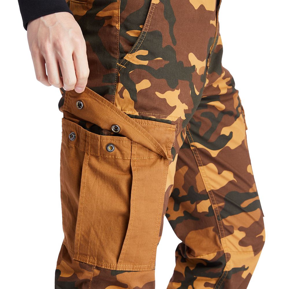 Calça Masculino - Timberland Lovell Lake Slim Tapered Camo Cargo - WEZDQ3658 - Marrom